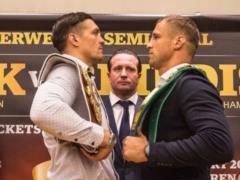 Стали відомі гонорари Усика і Бріедіс за півфінальний бій WBSS