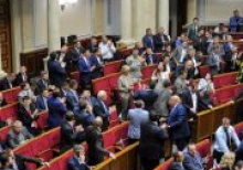 Нардепы Украины инициируют в 300 раз больше законопроектов, чем парламентарии Норвегии и Швейцарии