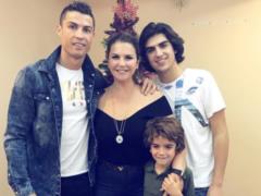  You will return to the top  - Sister Ronaldo wrote an emotional letter in support of his brother