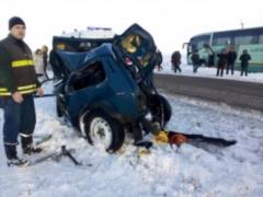 On Zaporozhye, the bus collided with a passenger car, two people were killed