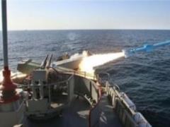 Iranian Navy tests new missiles