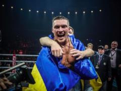  Не дамо свій край нікому, краще згинемо в бою . Усик вышел в ринг против Бриедиса под патриотическую песню