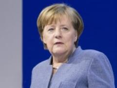 Merkel promised to fight anti-Semitism