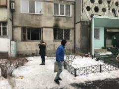 В Киеве горела многоэтажка, погиб человек