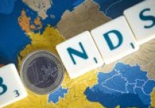 Размещение Украиной евробондов признано лучшей транзакцией в 2017 году, - Данилюк
