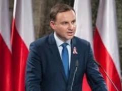 Duda signed a law banning trade on Sundays