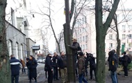 В центре Киева демонтировали крест УПЦ МП
