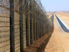 Israel once again struck an air strike on the military base in the Gaza Strip