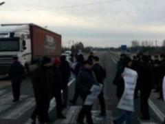 In the Lviv region, people blocked the passage at the border in Poland