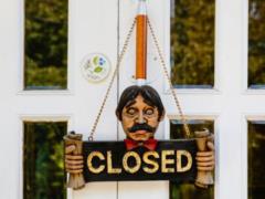 В Польше решили ограничить розничную торговлю