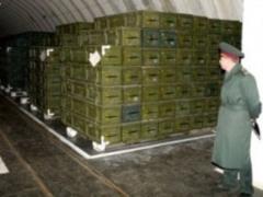 Poltorak spoke about the construction of closed storage facilities in ammunition depots