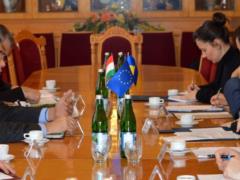 The Ministry of Foreign Affairs has coordinated with Hungary the ways of settling the implementation of the language norms of th
