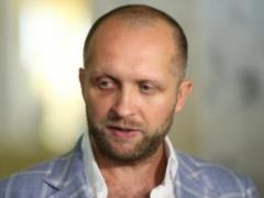 Суд дозволив Полякову зняти електронний браслет