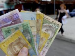 Украину толкают к банкротству