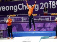 Dutch hat-trick. Girls-skaters took the whole pedestal at a distance of 3000 meters