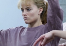  Tonya vs. all : Margot Robbie as a figure skater desperately seeking love