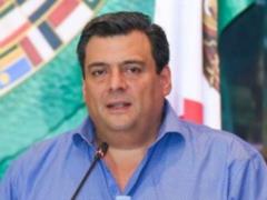 Президент WBC против боя Ломаченко с Линаресом