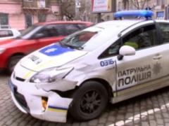В Одессе водитель Porsche протаранил патрульных