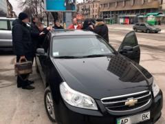 В Запорожье полиция поймала на вымогательстве  нечистого на руку коллегу 