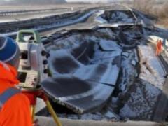 В Германии провалился автобан
