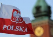 Ukrainians are actively sending money home from Poland: the amount