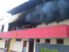 In Peru, the flame was swept through the correctional center for adolescents