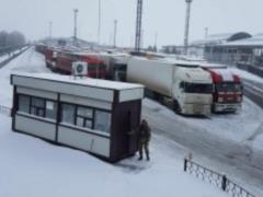 In the Kharkov region on the Ukrainian border, traffic jams formed