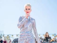 Katy Perry escaped with a bouquet of the bride right from her brother s wedding