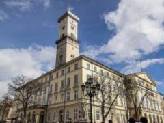 Вперше перед Львівською ратушею вивісили прапор ОУН-УПА