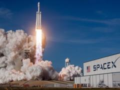  Меняет игру . Астрофизик объяснил, почему запуск Falcon Heavy стал ключевым событием