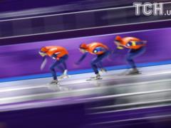 The Dutch skaters were sent to a hospital fan after the medal was dropped on him