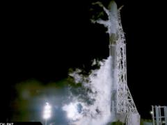 SpaceX с четвертого раза запустила ракету со спутниками, которые покроют планету интернетом