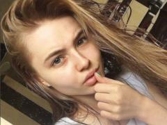 Звезда сериала  Школа  Лиза Василенко рассекретила нового парня