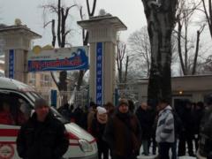 Вооруженные ломами люди захватили санаторий в Одессе