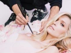 Ukrainian singer lit up in famous Russian show