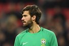 Alisson wants to go to Liverpool, not Real Madrid or PSG - UOL