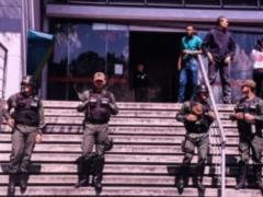 Half of Venezuela s regions are left without light