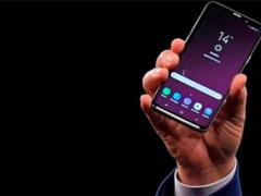 Samsung presented new flagship models of smartphones