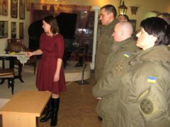 In Luhansk, guardsmen get acquainted with the history of the region, which protects