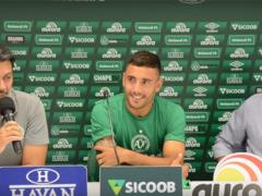 Survived defender Shapekoense extended the contract with the club