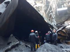 На  АрселорМиттал  в Кривом Роге обрушилась крыша: есть жертвы