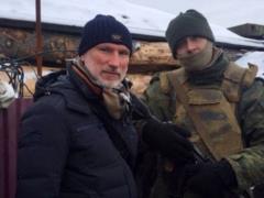 Депутат Госдумы попал под обстрел на Донбассе