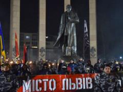 Российские СМИ:  Бандеровцы прошлись по Львову 