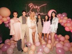 Pregnant Chloe Kardashian arranged a family baby shower in pink tones