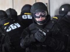  П‘ята колона шкварчить . Луценко показал, что нашли в ходе обысков в антиукраинских центрах