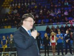 Officially. Ukrainian athletes were banned from participating in competitions in Russia