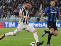 Juventus beat Atalanta and pulled away from Napoli