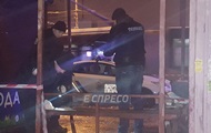In Kiev, a man threw in the police explosives