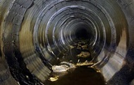 In Kiev, from the collector of the heating main got the body of a man