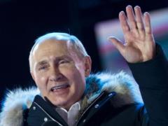 В Сети оценили шутку с Путиным на стене МИД Британии